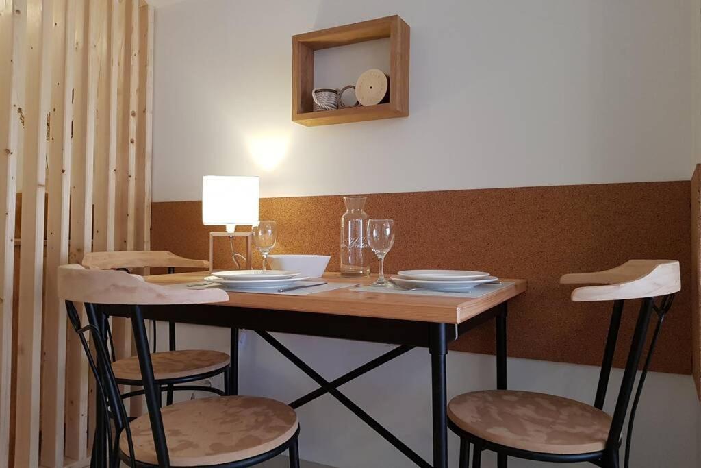 Cocon Chic Au Pied Du Vercors Avec Parking Marches Exterior foto